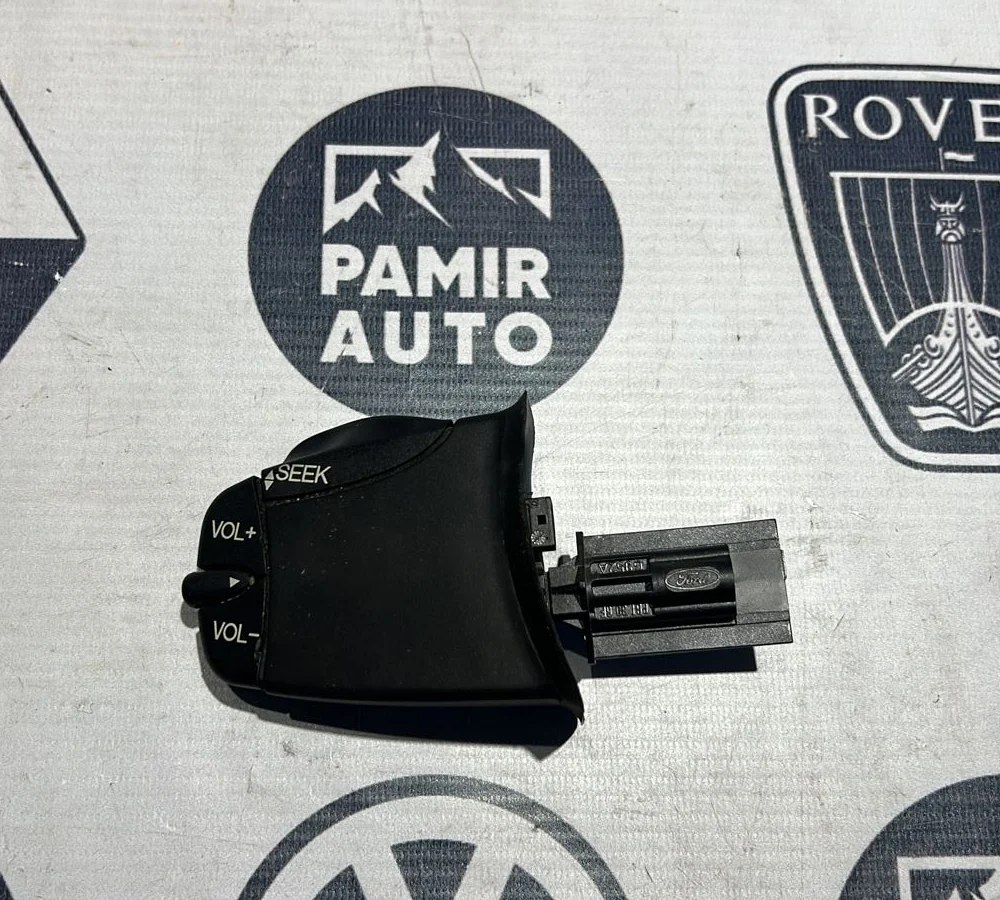 Переключатель магнитолы подрулевой Ford Focus 1998-2007
