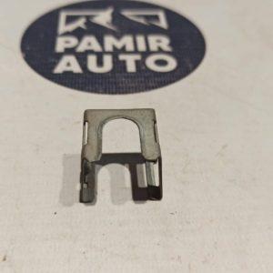 Скоба топливной форсунки Ford Focus 1998-2007