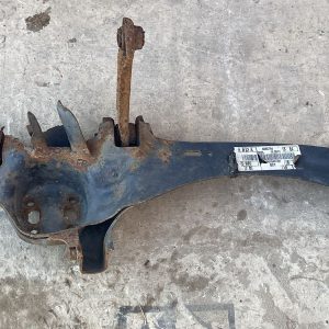 Кулак поворотный задний левый Ford Focus 1998-2007