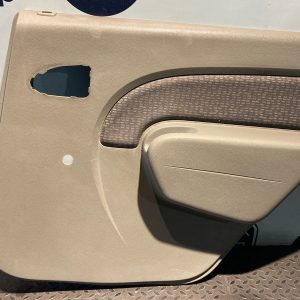 Обшивка двери задняя правая Renault Logan 2004-2015