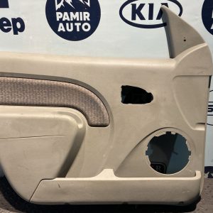 Обшивка двери передняя левая Renault Logan 2004-2015