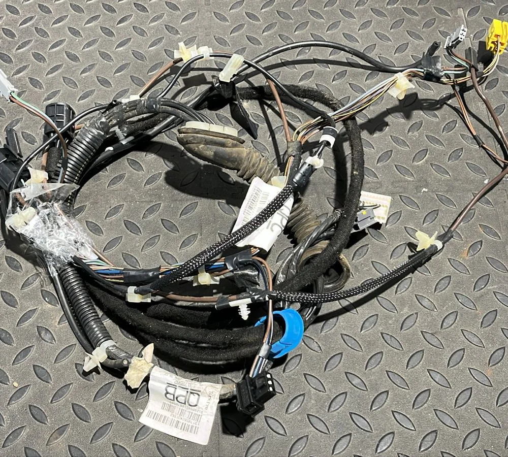 Проводка двери багажника Opel Signum 2003-2008